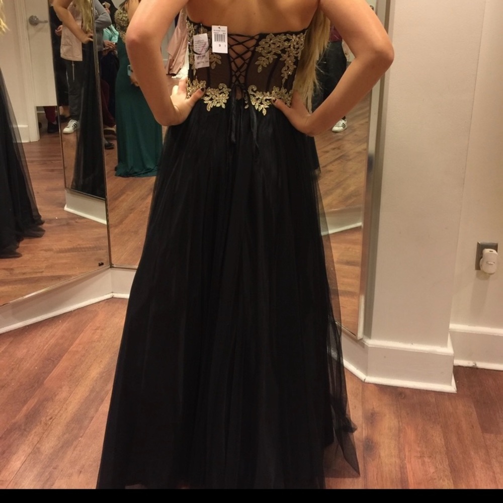 Black and gold prom dress/ ballgown